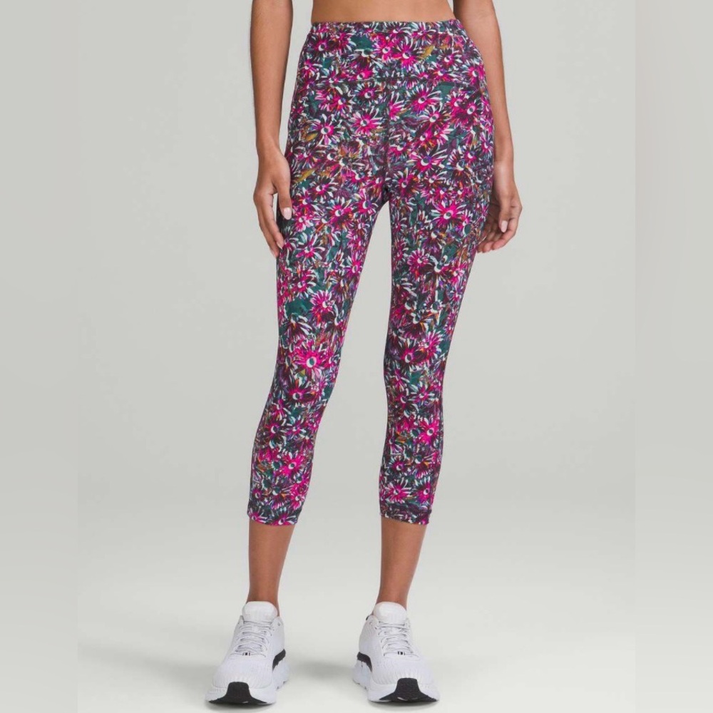 Lululemon Swift Speed High-Rise Crop 21"